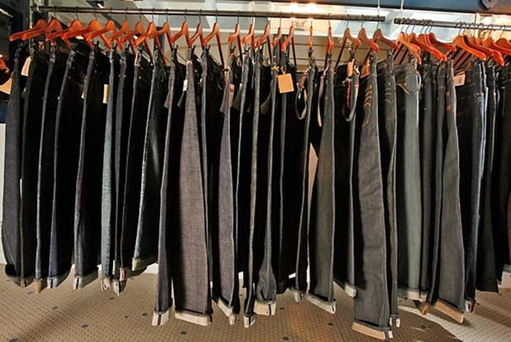 how-to-store-your-raw-denim-properly-and-easily-on-hangers