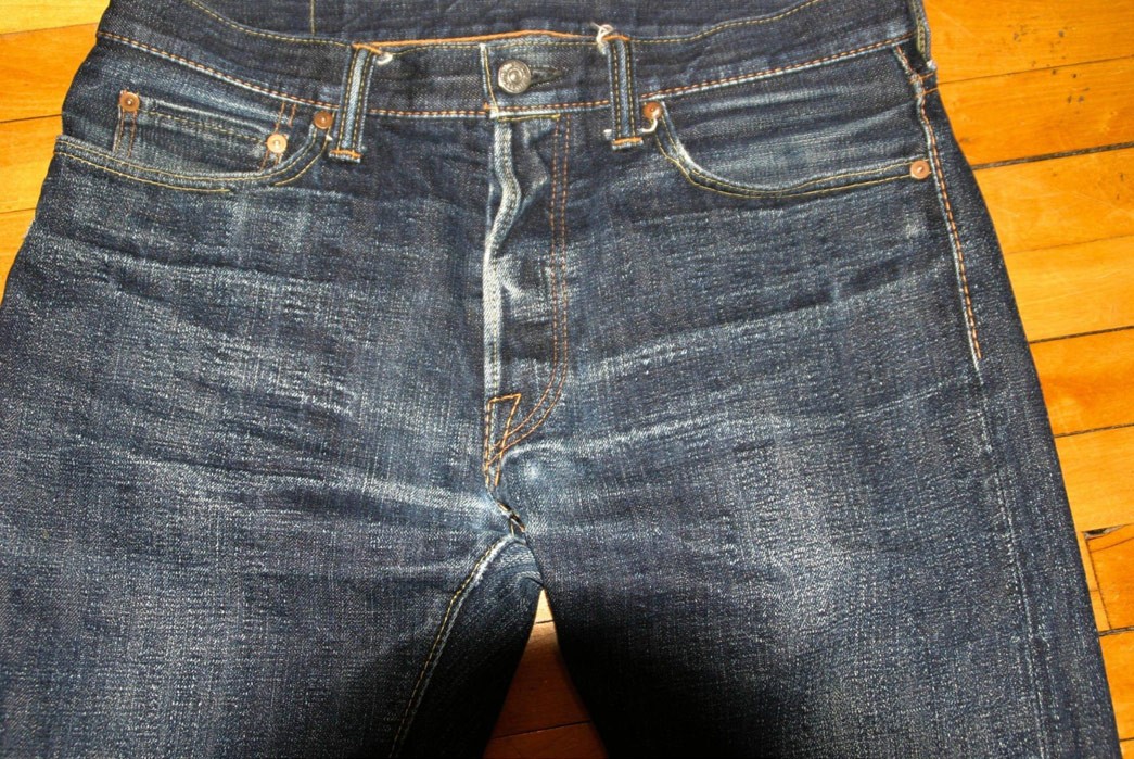 fade-friday-pure-blue-japan-xx-005s-13-months-3-washes-1-soak-front-up