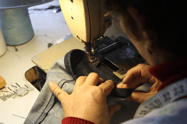 Hemming On A Union Special Machine