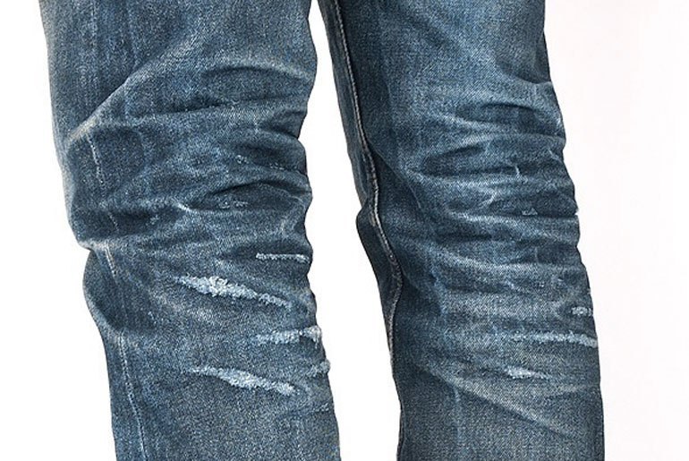 How To Break in a New Pair of Raw Denim