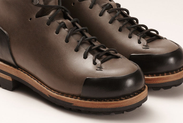 Feit-Archive-Hiker-Leather-Smog-Boot-Font