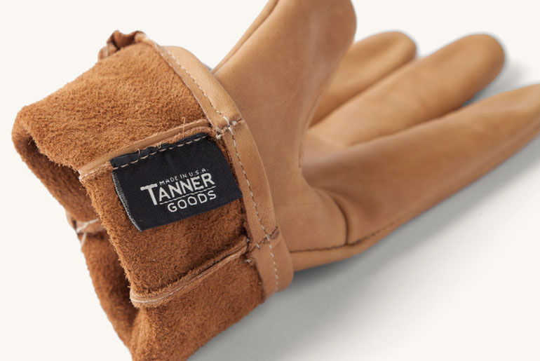 tanner-goods-leather-driver-gloves-interior