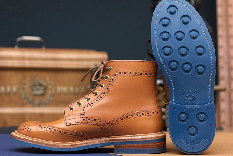 tenue-de-nimes-x-trickers-acorn-stow-boot-bottom
