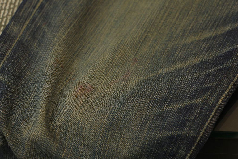 Fade of the Day – Nudie Tape Ted Dry Ecru (16 months, 1 wash, 1 soak)
