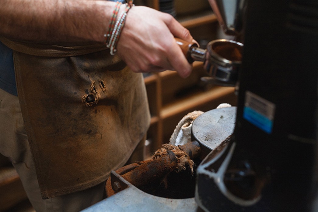 two-third-wave-aprons-coffee-and-denim-texas-leather-model-making-coffie