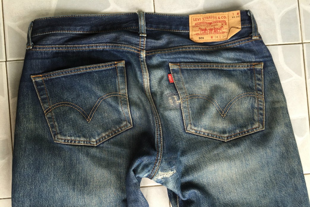Fade of the Day - Levi's 501 STF (7 Years, 6 Washes, Unknown Soaks) Back Top