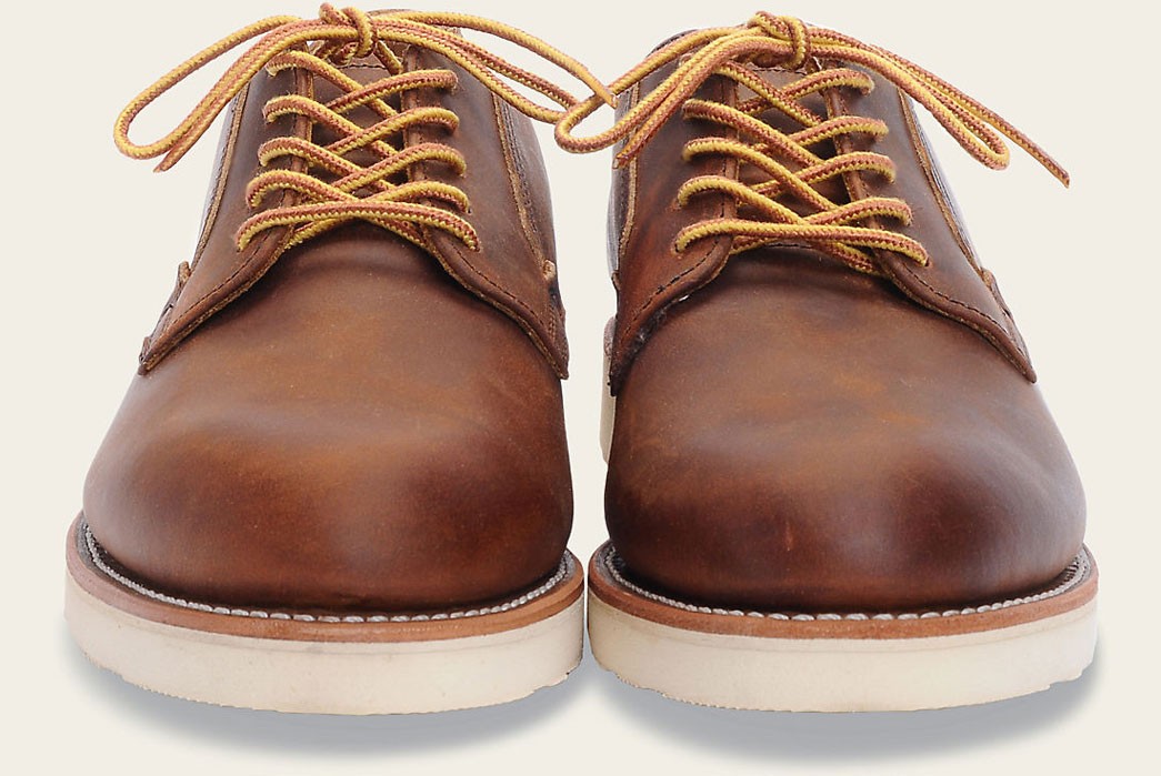 Red Wing Heritage Postman Oxford Shoe in Copper and Navy