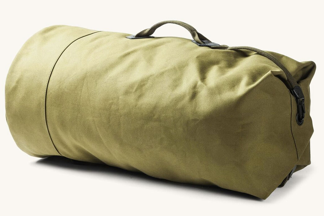 Tanner-Goods-Cargo-Carryall-Duffle-laying-down