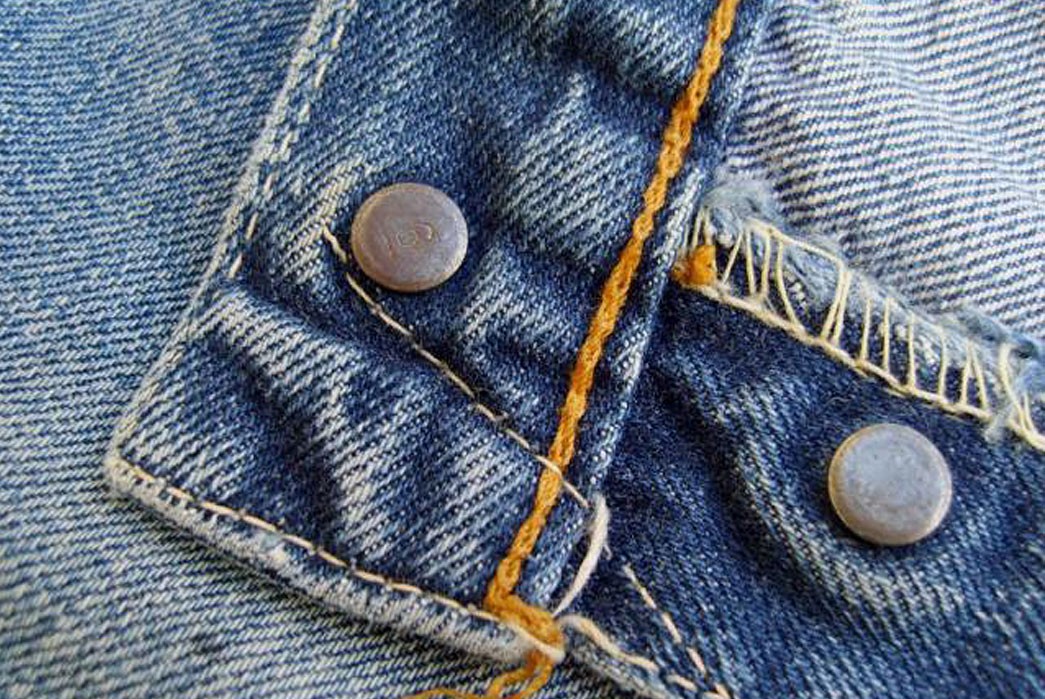 white-v-stitch-in-extension-to-the-single-needle-top-waistband-stitch-dating-this-pair-of-501s-to-earlier-than-1969-image-via-denimbro