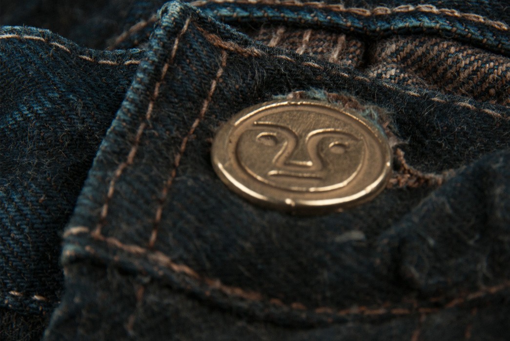 tender-walnut-dyed-passenger-pocket-selvedge-jeans-detailed