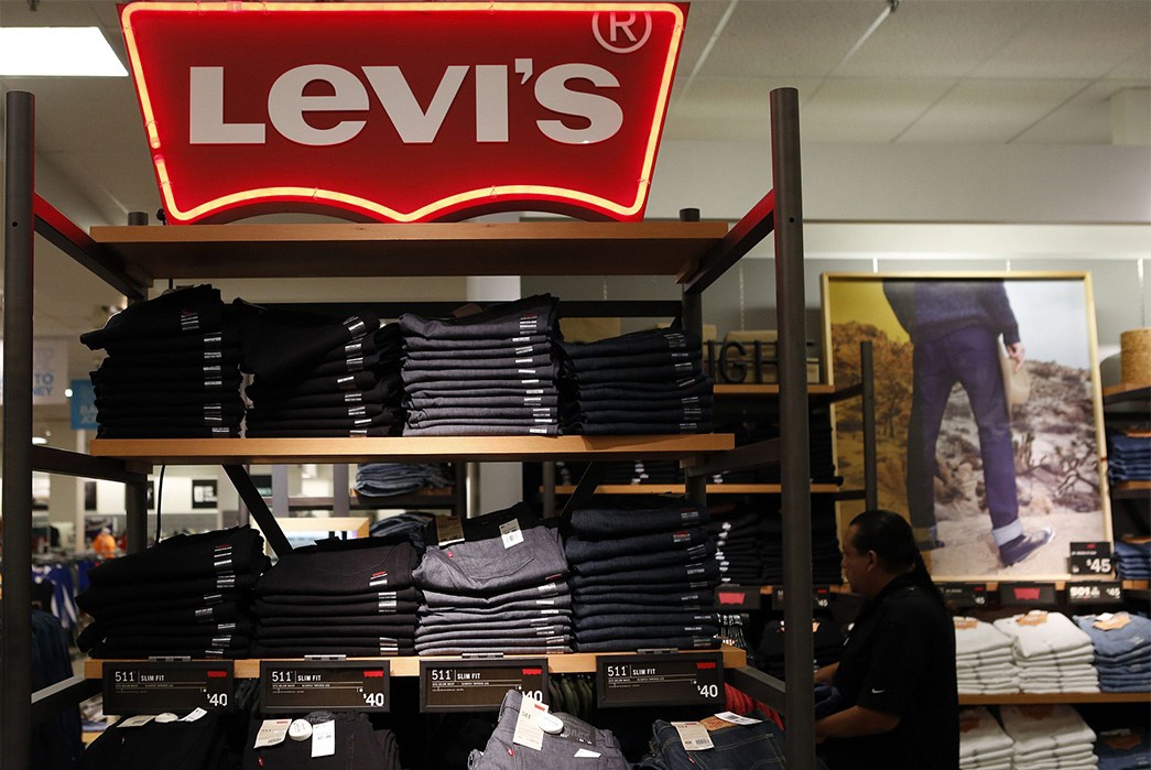 The Weekly Rundown: Levi’s Asks Customers to Leave Their Guns at Home