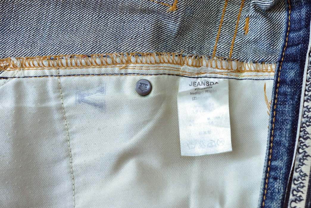 fade-of-the-day-jeansda-phoenix-2-years-0-washes-1-soak-inside-label