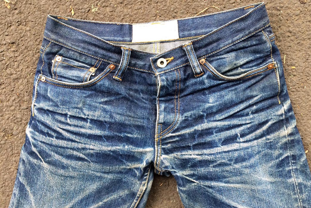 fade-friday-oldblue-co-19-oz-plain-selvedge-1-year-5-washes-7-soaks-front-top