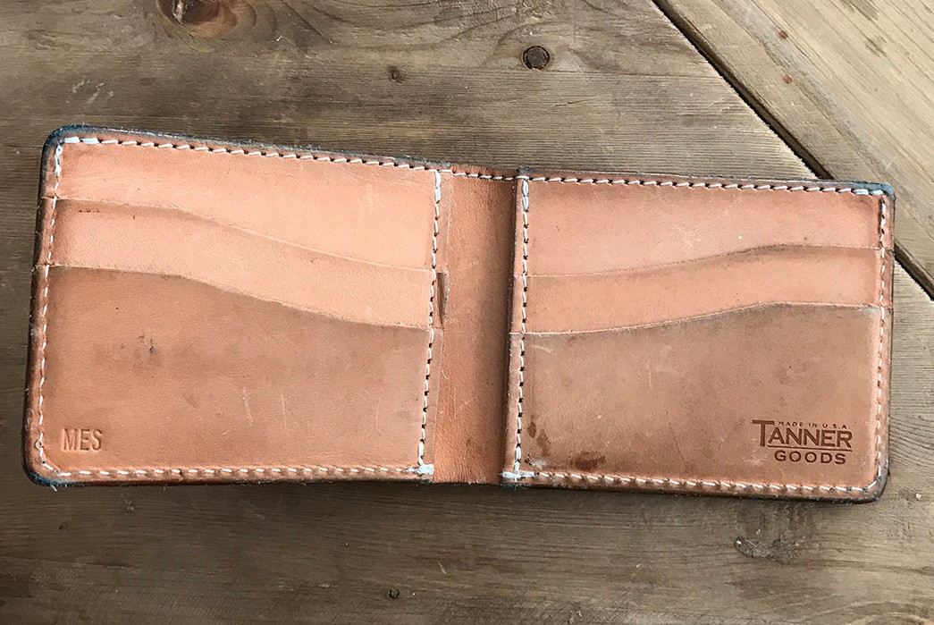 fade-of-the-day-tanner-goods-utility-bifold-8-months-inside