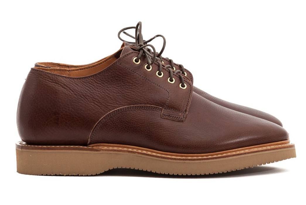 vibergs-tumbled-horsehide-derby-shoe-is-built-on-an-orthopedic-shoe-last-pair-side-2