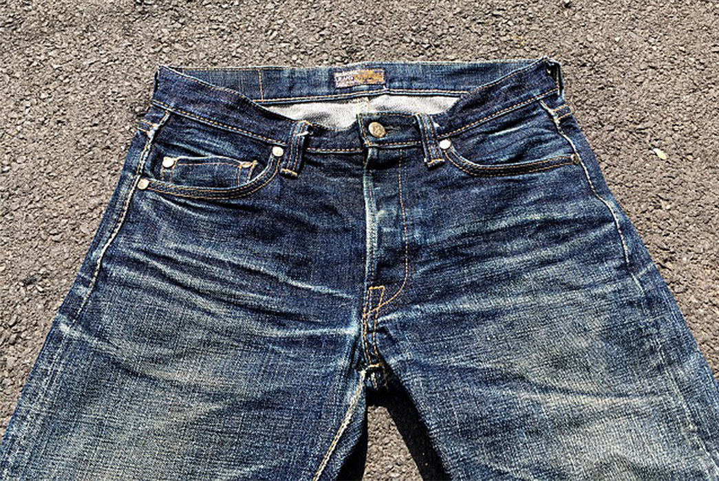 fade-friday-samurai-jeans-s003jp-15th-anniversary-1-year-1-wash-1-soak-front-top