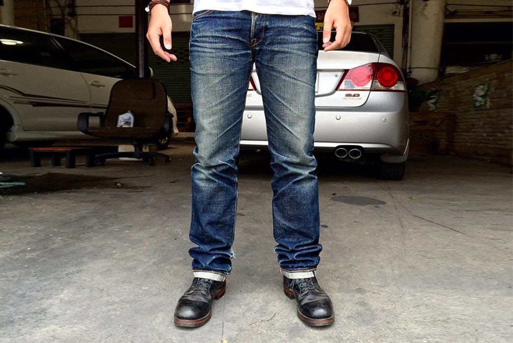 fade-friday-samurai-jeans-s003jp-15th-anniversary-1-year-1-wash-1-soak-model-front