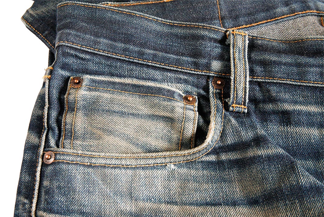 fade-of-the-day-left-field-chelsea-17-oz-17-months-2-washes-3-soaks-front-right-pocket