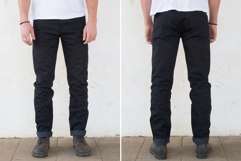 freenote-cloth-portola-taper-jeans-in-14-25oz-yoshiwa-mills-black-x-grey-selvedge-denim-front-back</a>