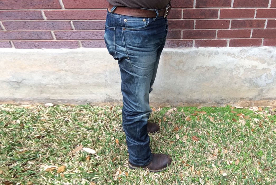 Fade-of-the-Day---Hiut-Denim-Slim-Hack@-(15-Months,-2-Washes)-model-right-side