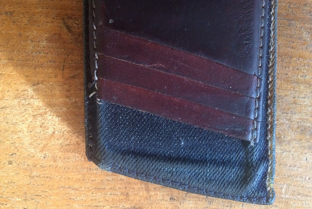 Fade-of-the-Day---Nudie-iPhone-5-Wallet-(2-Years)-blue-pockets-for-cards-rotate