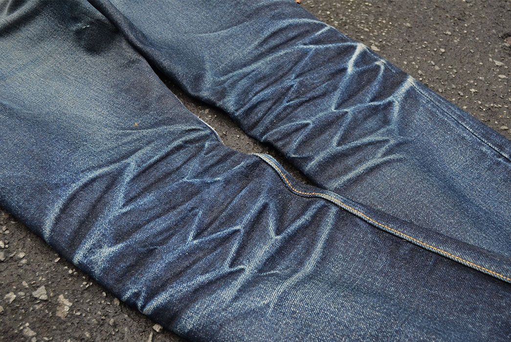 Fade-of-the-Day---Oldblue-Co.-21-23-oz.-Beast-(15-Months,-1-Wash,-1-Soak)-back-legs