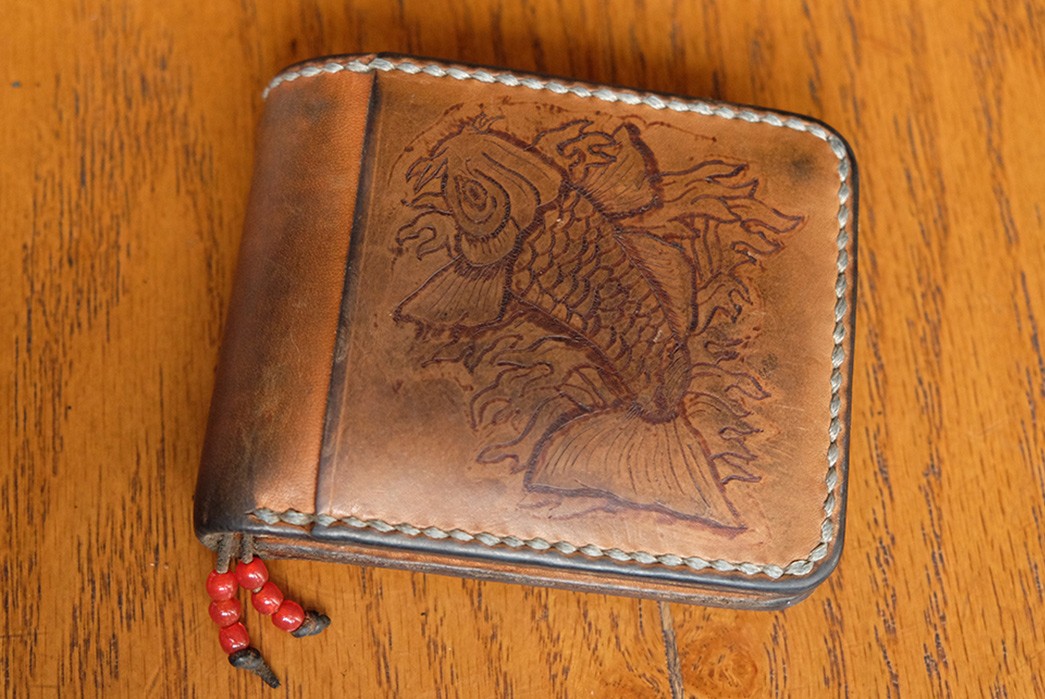 Fade-of-the-Day---Yasei-Leather-Koi-Natural-Bifold-(8-Months)-front