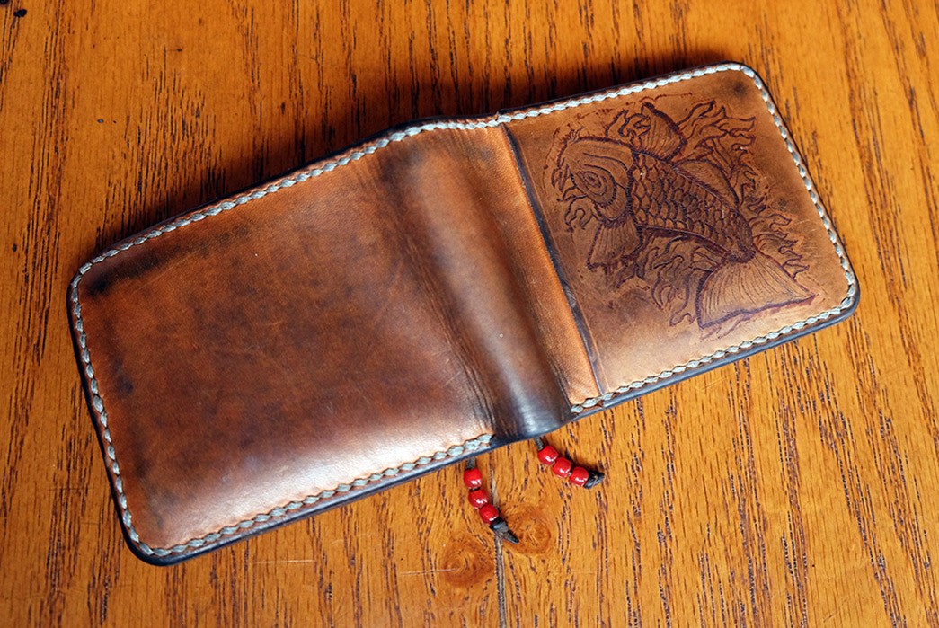 Fade-of-the-Day---Yasei-Leather-Koi-Natural-Bifold-(8-Months)-open-front-and-back