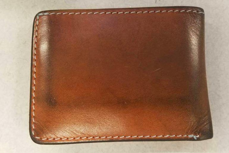 Fade-of-the-Day---Tanner-Goods-Natural-Bifold-Wallet-(3-Years)-back</a>