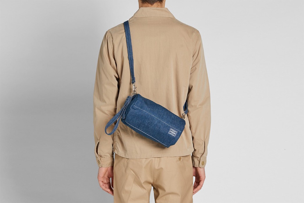 Head-Porter-Denim-Barrel-Shoulder-Bag-model-back