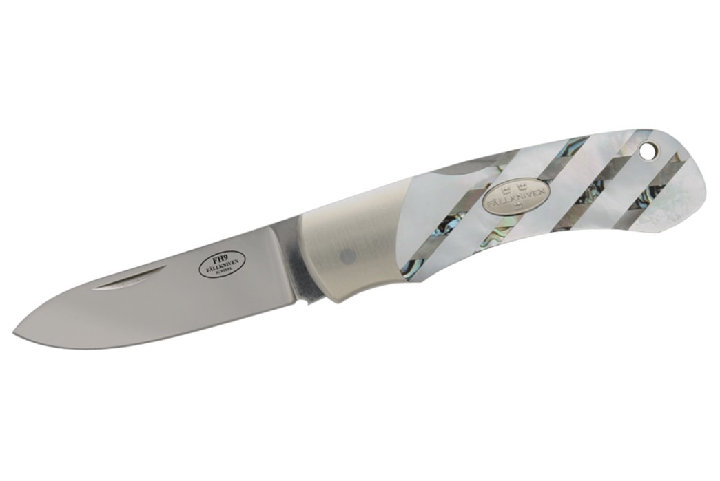 Pocket-Knives---Five-Plus-One-4)-Fällkniven-Pocket-Knife-with-Mother-of-Pearl-Handle