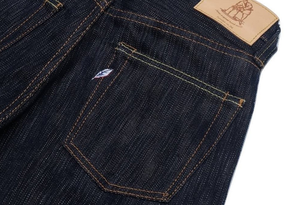 Pure-Blue-Japan-AI-003-17.5oz.-Aizome-Slim-Tapered-Jeans-back-pocket