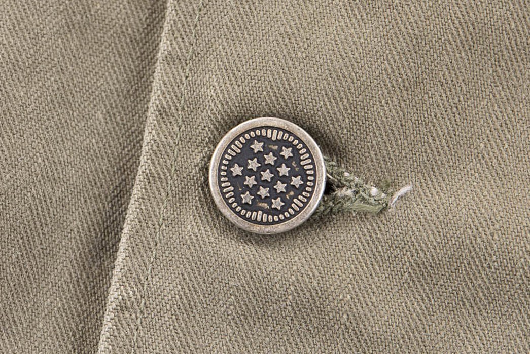 Slow-Green-Used-Herringbone-US-Army-Jacket-front-button-detalied
