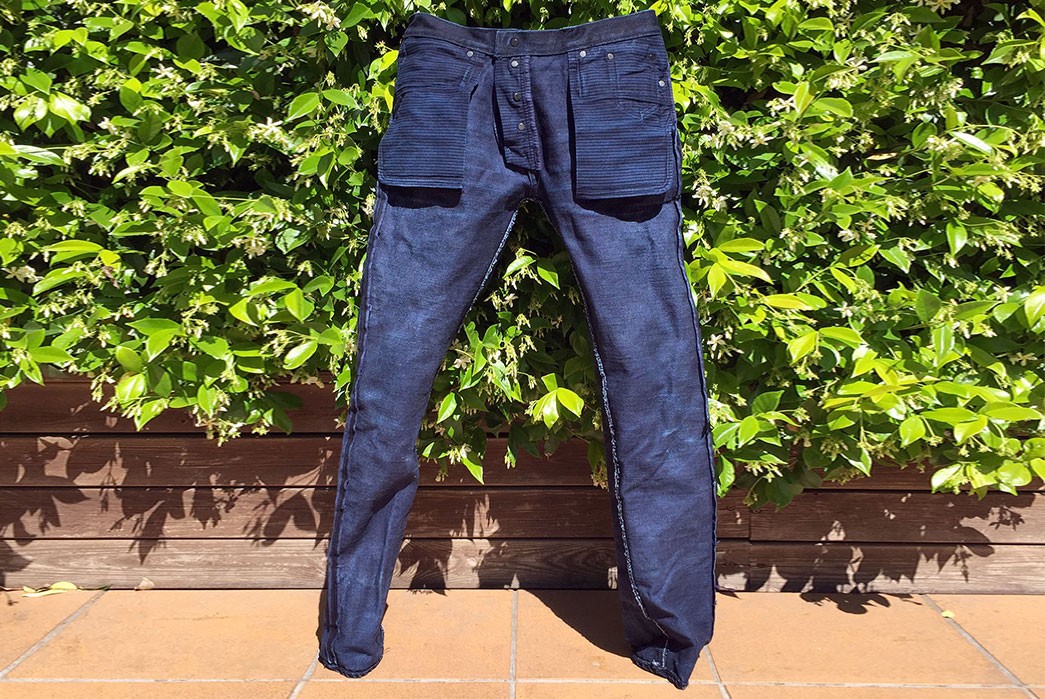 Fade-of-the-Day---Companion-Denim-From-Dusk-Till-Dawn-(2-Years,-2-Washes)-front-inside