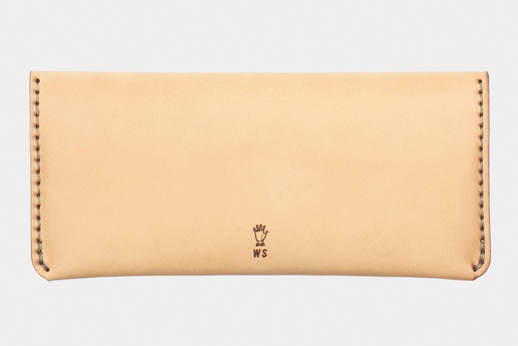 Winter-Session's-New-Long-Wallet-Comes-in-a-Variety-of-Horween-Dublin-Leathers-beige-back