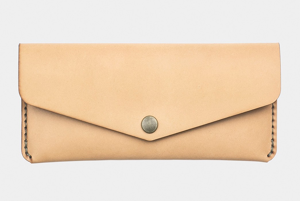 Winter-Session's-New-Long-Wallet-Comes-in-a-Variety-of-Horween-Dublin-Leathers-beige-front