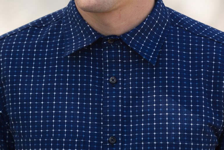 Rogue-Territory-Weaves-Indigo-Selvedge-Sashiko-Into-Their-Newest-Summer-Shirting-model-front</a>