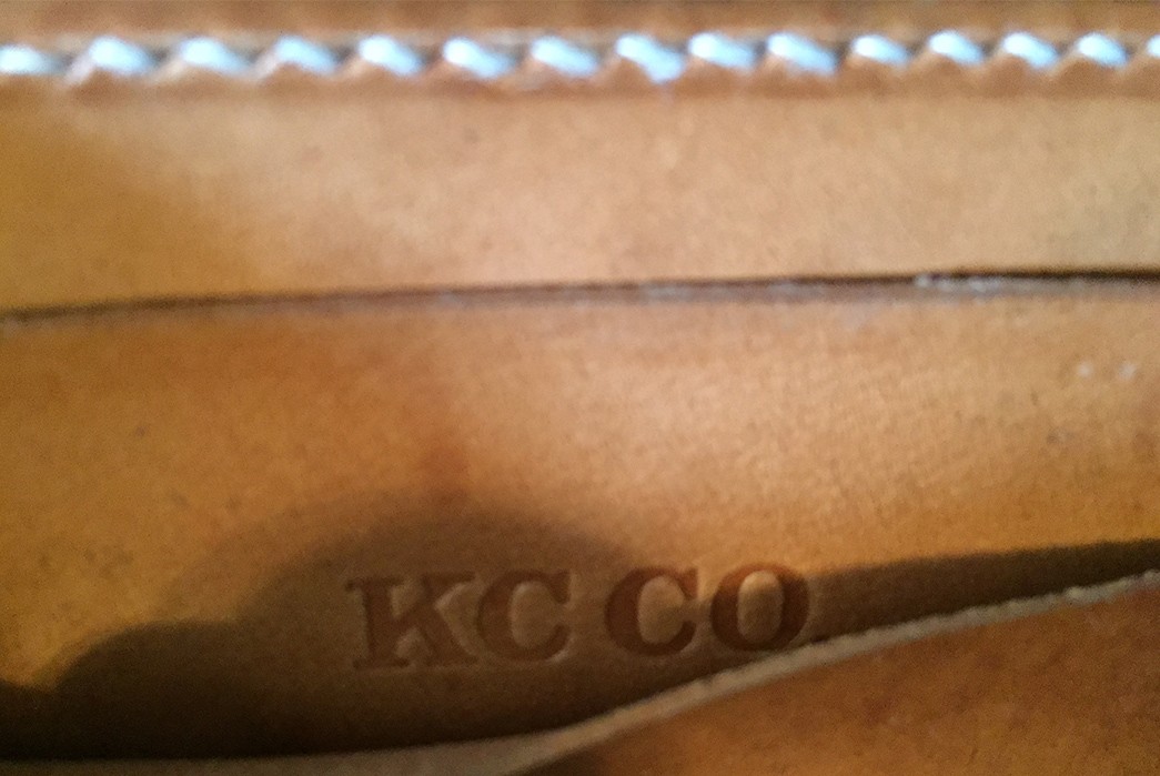 social-Fade-of-the-Day---KC-Co.-Simple-Wallet-(14-Months)-inside-brend