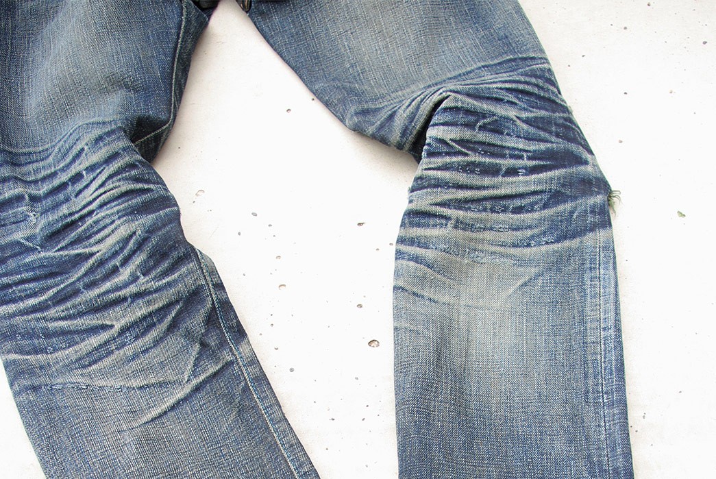 Fade-Friday---Japan-Blue-Jeans-JB0412-ML-(15-Months,-2-Soaks)-legs-back