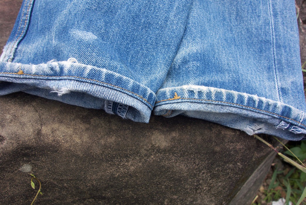 Fade-of-the-Day---Levi's-501-STF-(2-Years,-3-Washes,-1-Soak)-legs-selvedge