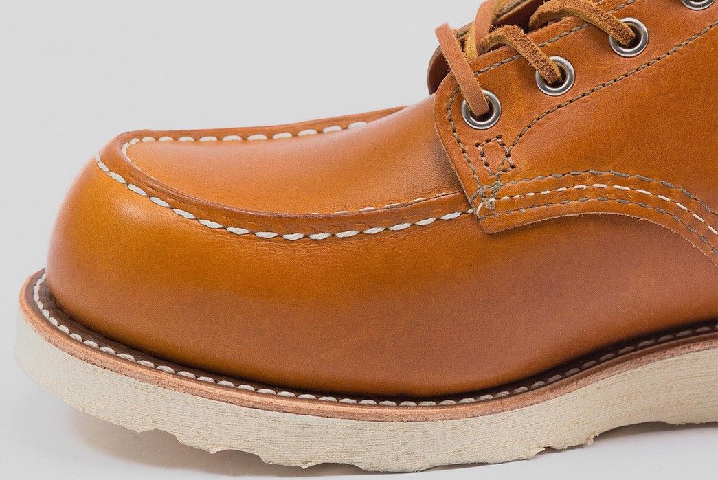 Red-Wing-Brings-Back-Their-Iconic-Irish-Setter-9875-Moc-Boot-single-side-detailed