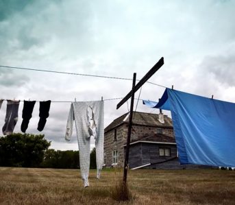 your-clothes-are-polluting-the-ocean-weekly-rundown