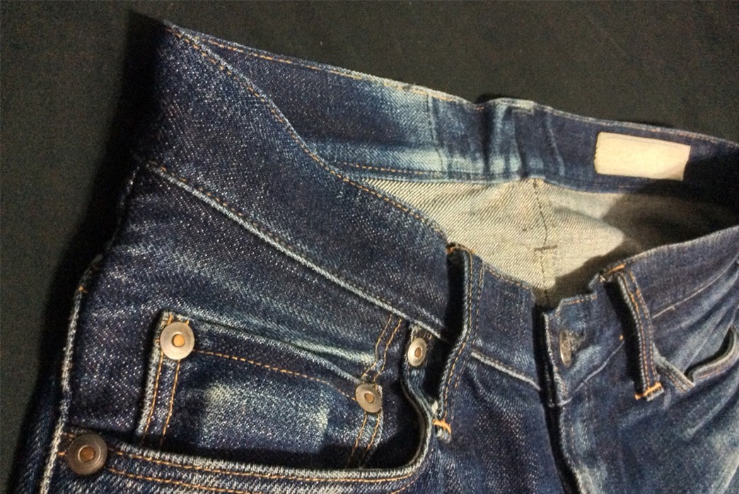 Fade-of-the-Day---Big-John-R009-(10-Months,-2-Washes,-2-Soaks)-front-top-right-pocket
