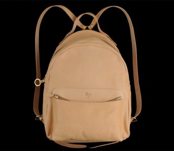 Il-Bisonte-Natural-Cowhide-Classic-Backpack-front