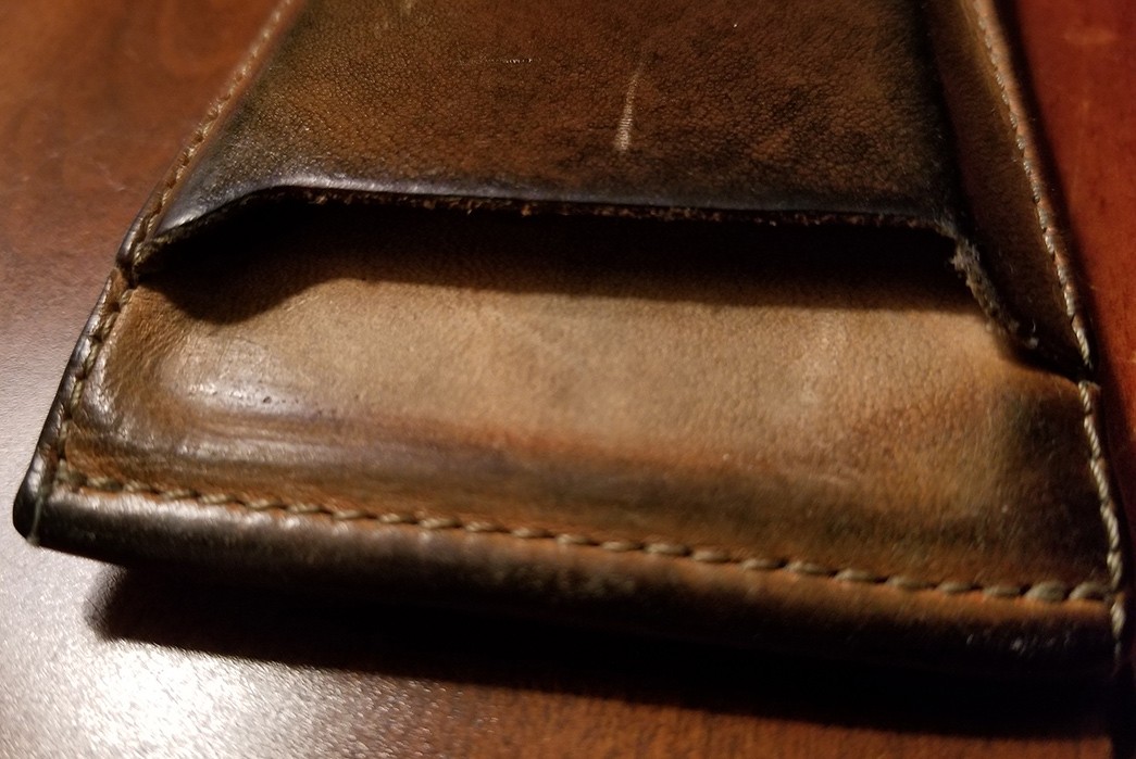 Fade-of-the-Day---Leather-Works-Minnesota-Wallet-(10-Months)-detailed