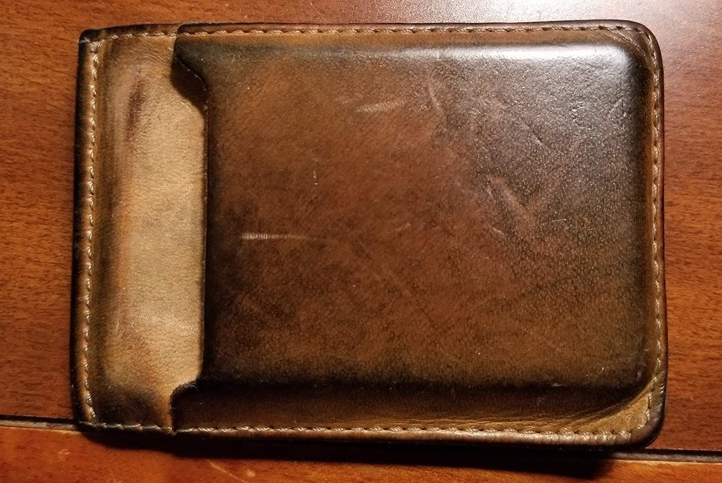 Fade-of-the-Day---Leather-Works-Minnesota-Wallet-(10-Months)-front