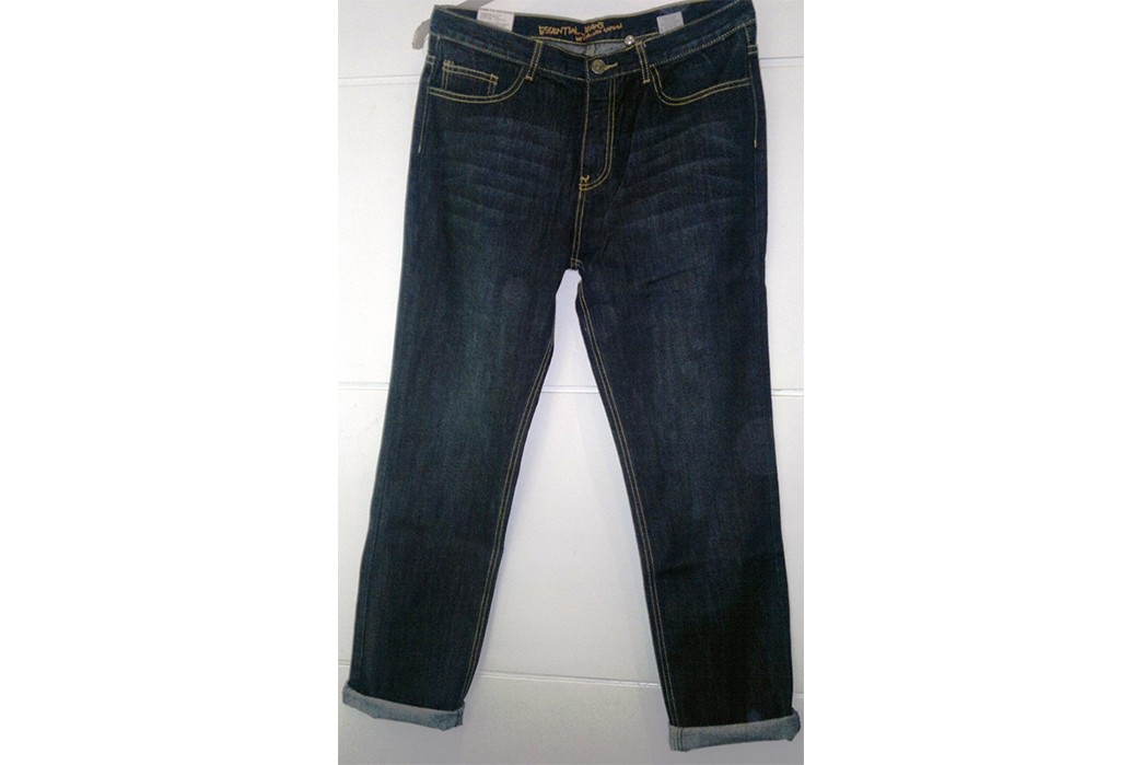 Giordano-Essential-Jeans-front