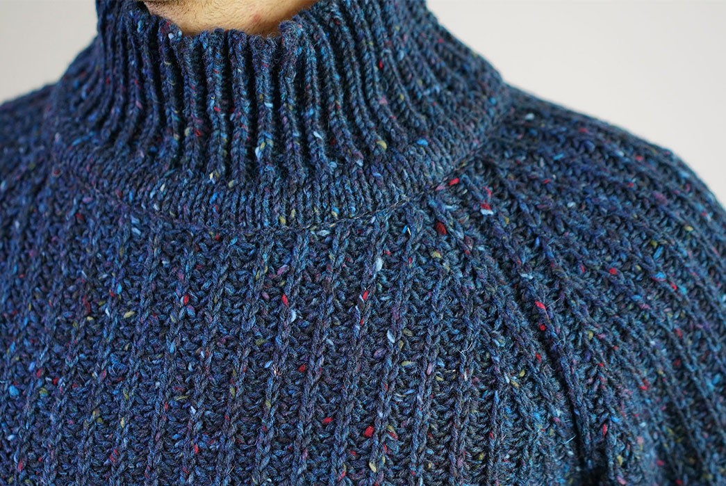 epaulet-releases-a-series-of-melancholic-turtleneck-sweaters-blue-model-front-collar