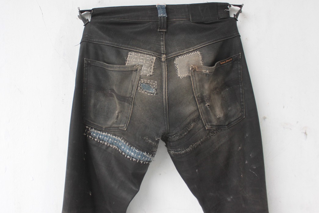 Fade-of-the-Day---Nudie-Thin-Finn-Dry-Cold-Black-(17-Months,-2-Washes)-back-top