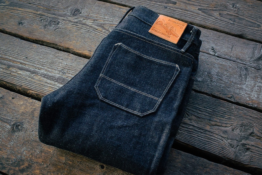Freenote-Gets-Thick-With-Mildblend-for-Their-20oz.-Selvedge-Jeans-folded